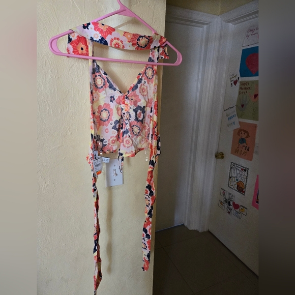 Tillys RSQ Collared Cinch Front Halter Top. - Picture 6 of 8